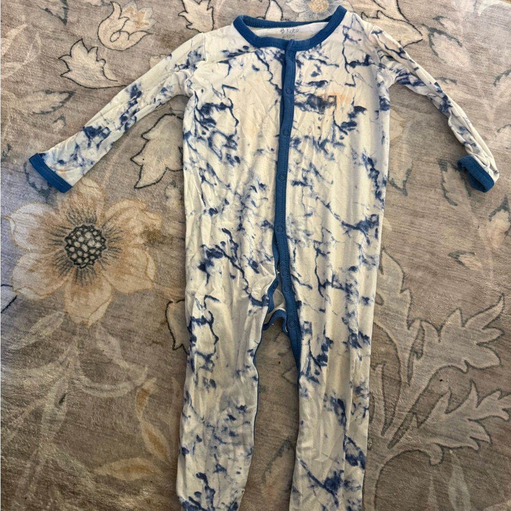 Blue Tie Kyte snap footie